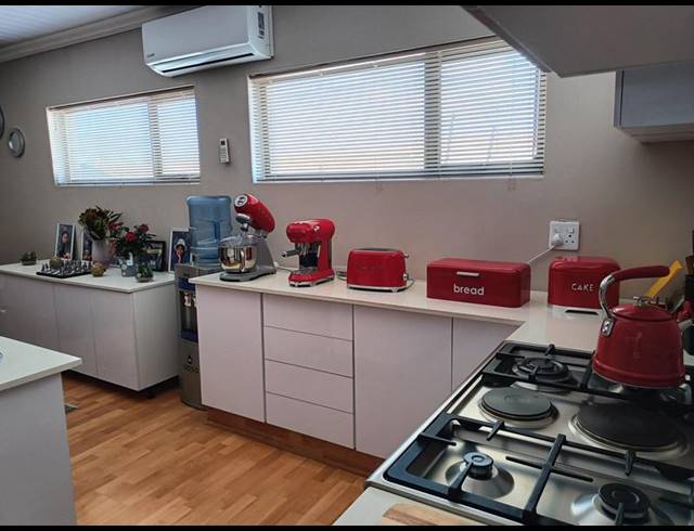 4 BEDROOM HOUSE FOR SALE IN DARLING